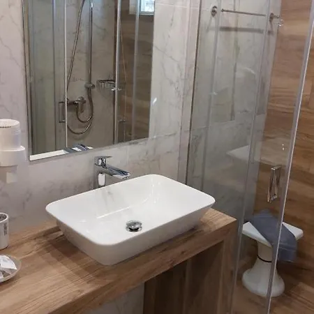 Hotel Nydri Beach 2* نيدري