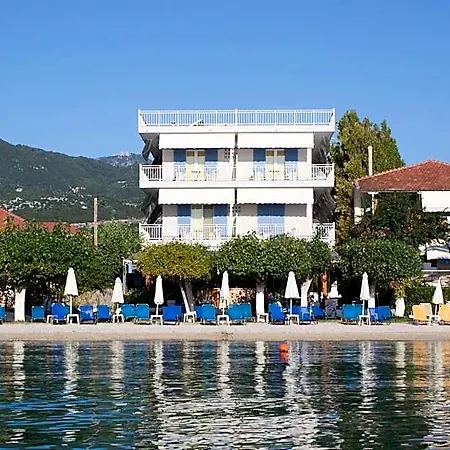 Hotel Nydri Beach فندق 2*