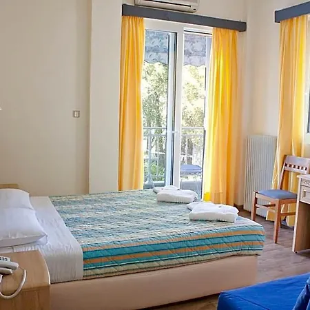 Hotel Nydri Beach 2* نيدري