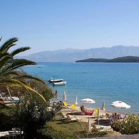 Hotel Nydri Beach فندق 2*