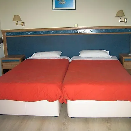 Hotel Nydri Beach 2*